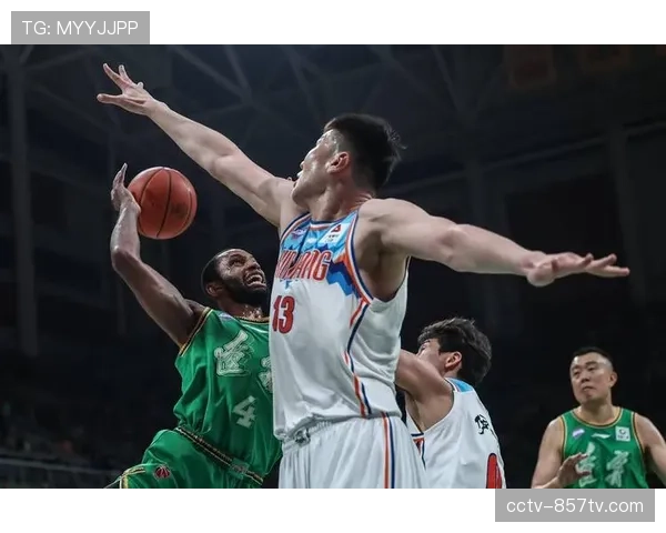 战术板:新疆伊力特将如何利用高大阵容应对浙江队的“五小”快速阵容 战术板:新疆伊力特将如何利用高大阵容应对浙江队的“五小”快速阵容